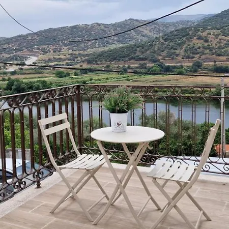 Hotell Foz House Sabor & Douro