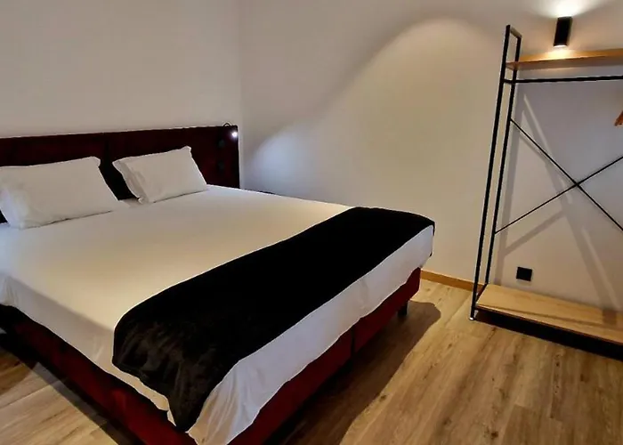 Foz House Sabor & Douro Hotel *