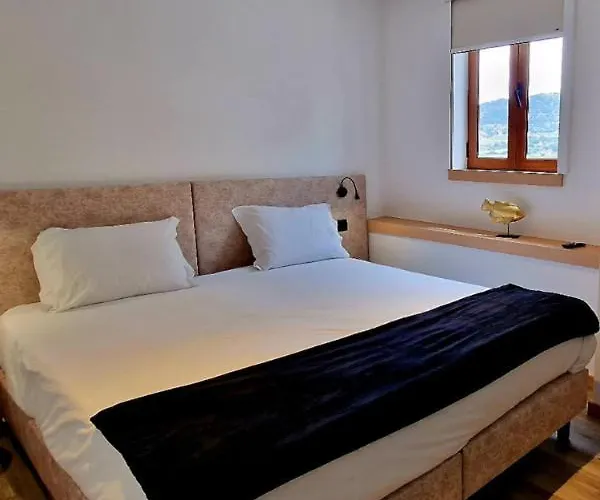 Foz House Sabor & Douro *