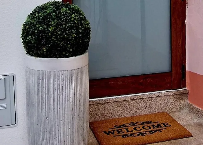 Hotel Foz House Sabor & Douro *